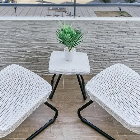 New Marina Dreams D-luxe Apartment *